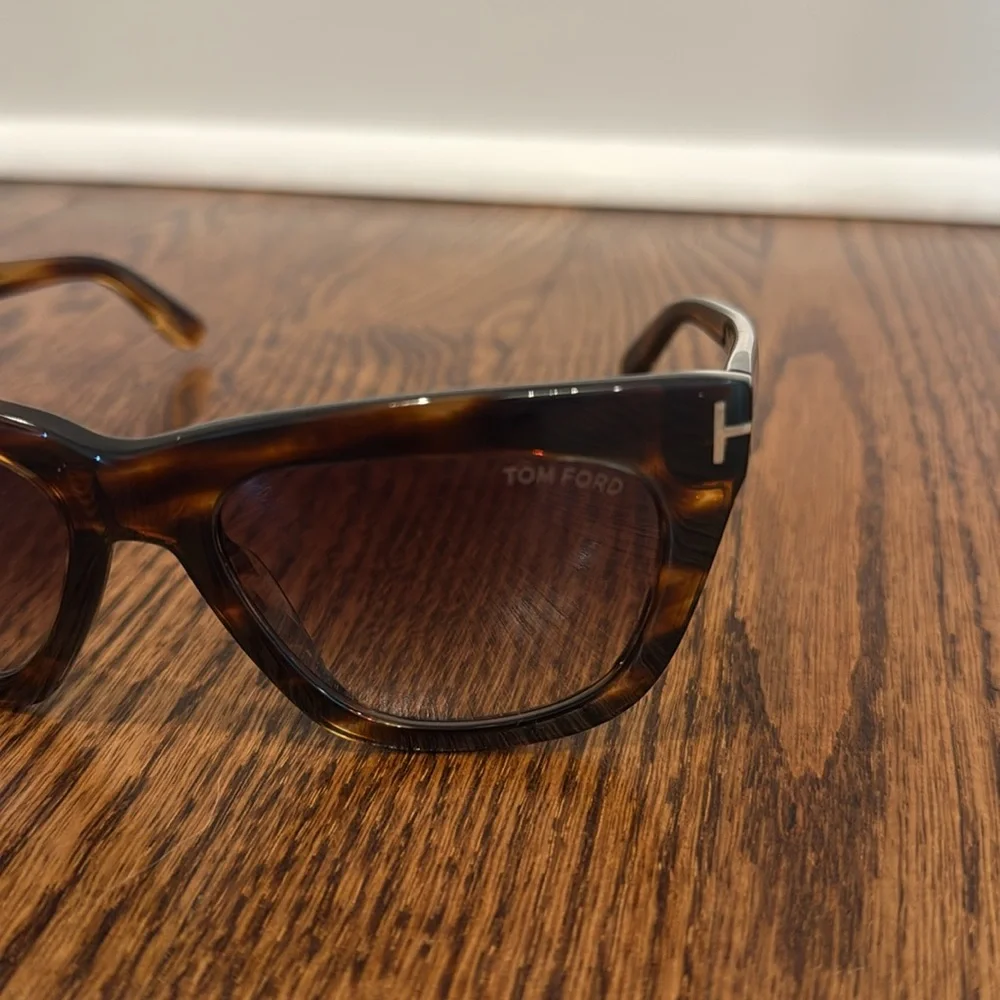 Tom Ford Celina Brown Tortoise Shell Sunglasses - Picture 4 of 16